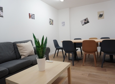 Elija sala de reuniones en Málaga , Carril de la Cordobesa - 8 | MatchOffice