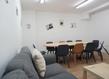 Reserve sala de conferencias en Málaga , Carril de la Cordobesa - 10 | MatchOffice