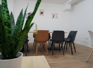 Alquile sala de juntas en Málaga , Carril de la Cordobesa - 13 | MatchOffice.es