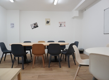 Elija sala de conferencias en Málaga , Carril de la Cordobesa - 17 | MatchOffice.es