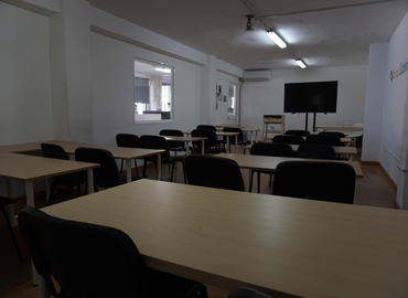 Reserve sala de reuniones en Málaga , Carril de la Cordobesa - 3 | MatchOffice.es