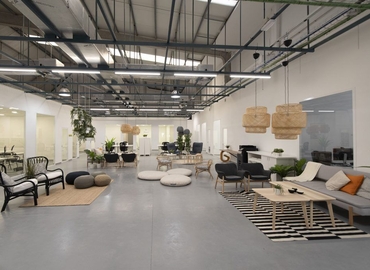 Alquile oficinas compartidas en Málaga 200 m², Carril de la Cordobesa 29 - 2 | MatchOffice.es