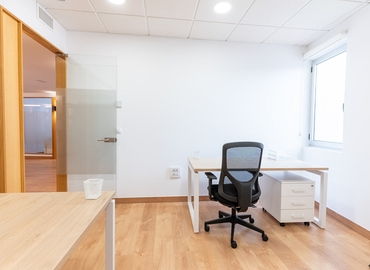 Oficina comercial disponible para alquilar en Málaga 15 m², Plaza de Uncibay 3-5 - 1 | MatchOffice.es