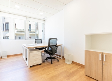 Oficina comercial en alquiler en Málaga 15 m², Plaza de Uncibay 3-5 - 7 | MatchOffice.es