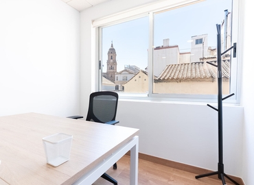Oficina comercial en alquiler en Málaga 20 m², Plaza de Uncibay 3-5 - 7 | MatchOffice.es