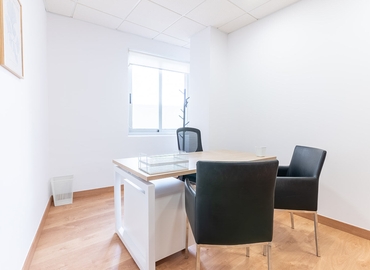 Oficina comercial en alquiler en Málaga 20 m², Plaza de Uncibay 3-5 - 7 | MatchOffice.es