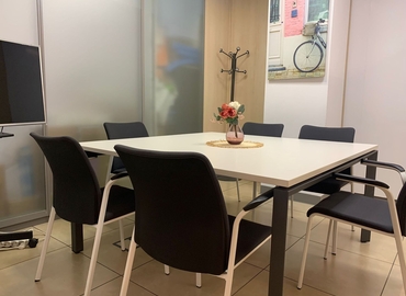 Parque empresarial en alquiler en Sevilla 50 m², C. Charles Darwin - 8 | MatchOffice