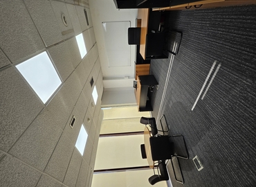 Alquile oficinas de coworking en Pozuelo de Alarcón 60 m², Calle Gobelas 17 - 8 | MatchOffice.es