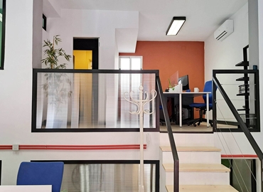 Observe oficinas de coworking en Granada 200 m², Calle Pintor Murillo 1 - 0 | MatchOffice