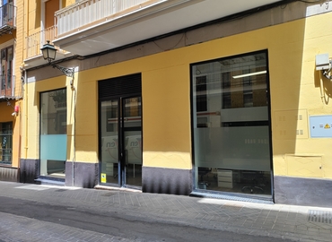 Oficina comercial en alquiler en Granada 90 m², Calle Cedrán 7 - 9 | MatchOffice.es