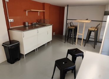 Despacho en alquiler en Granada 90 m², Calle Cedrán 7 - 12 | MatchOffice.es