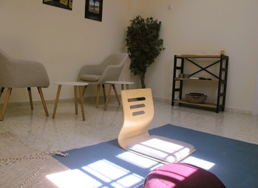 Reserve sala de juntas en Sevilla , Calle Juan de Pineda 118 - 2 | MatchOffice