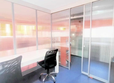 15 m² Coworking  in Almeria, Parque de Nicolás Salmerón 12 (04002) - 7 | MatchOffice.com