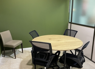 Alquile sala de reuniones en Sants-Montjuic , Carrer dels Comtes de Bell-Lloc 137 - 4 | MatchOffice