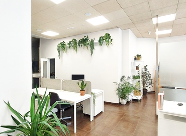 Explore oficinas de coworking en Burgos 132 m², Calle Santa Águeda - 1 | MatchOffice