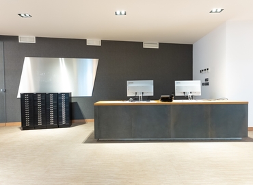 Reserve sala de juntas en Málaga , Plaza de Uncibay 3-5 - 7 | MatchOffice.es