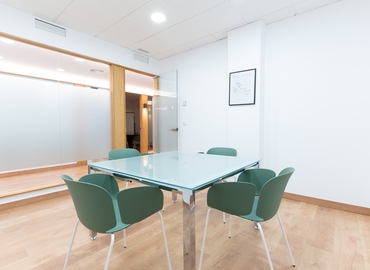 Elija sala de conferencias en Málaga , Plaza de Uncibay 3-5 - 2 | MatchOffice