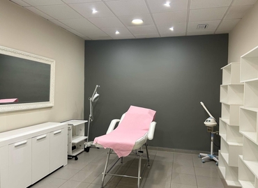 Oficina en alquiler en Granada 16 m², Avenida de América 53 - 3 | MatchOffice.es