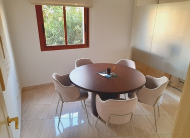 Oficina comercial en alquiler en Málaga 4 m², Blvr. Louis Pasteur - 2 | MatchOffice.es