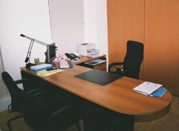 55 m² Business center building for rent in Madrid Centro, Calle Isabel Colbrand 6 (28050) - 1 | MatchOffice.com