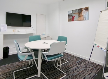 Parque empresarial disponible para alquilar en Madrid Ciudad Lineal 10 m², Calle de Martinez Villergas - 7 | MatchOffice.es