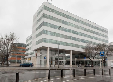 Alquile coworking en Cornellá del Llobregat 10 m², Plaça de la Pau - 0 | MatchOffice.es