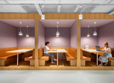 Alquile oficinas compartidas en Sevilla 10 m², Plaza de Villasís - 6 | MatchOffice.es