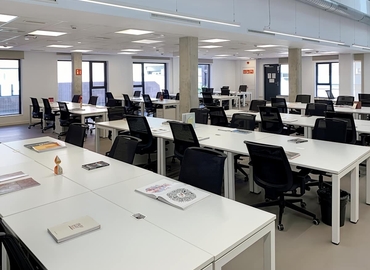 Parque empresarial disponible para alquilar en Ciutat Vella 10 m², Passatge Mas de Roda - 7 | MatchOffice