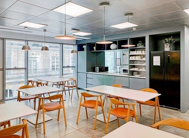 Centros de negocio disponible para alquilar en Zaragoza 10 m², Calle de Alfonso I - 5 | MatchOffice