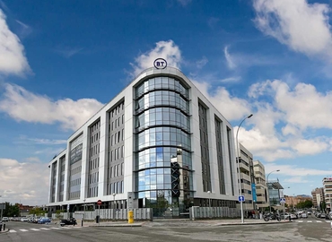 Alquile oficinas de coworking en Madrid Hortaleza 10 m², Calle Isabel Colbrand 6 -8 - 0 | MatchOffice