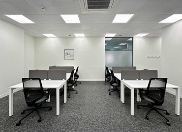 Observe oficinas compartidas en Madrid Hortaleza 10 m², Calle Isabel Colbrand 6 -8 - 3 | MatchOffice.es