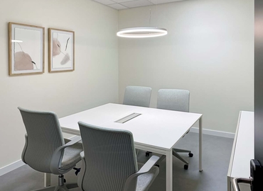 Parque empresarial en alquiler en Rivas-Vaciamadrid 10 m², Calle Marie Curie - 8 | MatchOffice.es