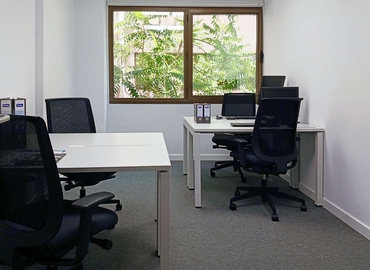 Centros de negocio disponible para alquilar en Madrid Moncloa 10 m², C. Gobelas - 3 | MatchOffice