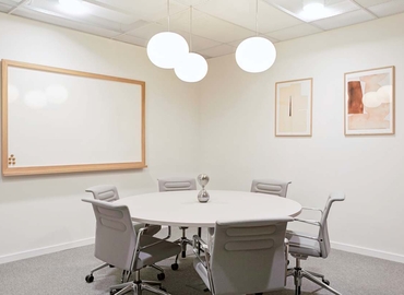 Explore coworking en Palma de Mallorca 10 m², Carrer de Monsenyor Palmer - 8 | MatchOffice.es