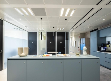 Centros de negocio en alquiler en Madrid Hortaleza 10 m², C. de Medina de Pomar 27 - 5 | MatchOffice