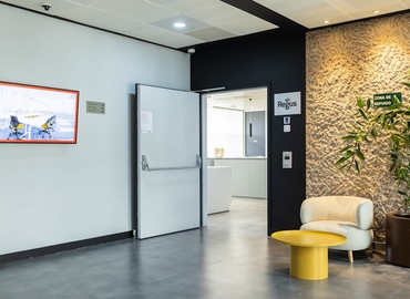 Centros de negocio en alquiler en Madrid Hortaleza 10 m², C. de Medina de Pomar 27 - 8 | MatchOffice.es