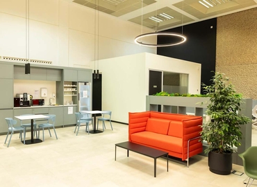 Virtual business address in Madrid Ciudad Lineal, Calle de Juan Ignacio Luca de Tena (28027) - 5 | MatchOffice.com