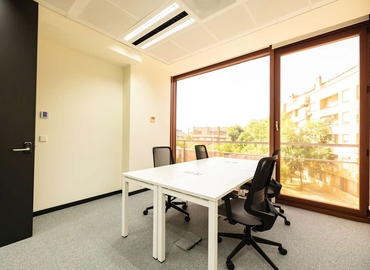 Virtual address in Madrid Ciudad Lineal, Calle de Juan Ignacio Luca de Tena (28027) - 6 | MatchOffice.com