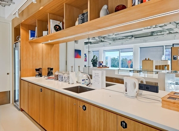 Alquile oficinas compartidas en Ciutat Vella 10 m², Pg. de la Zona Franca - 5 | MatchOffice