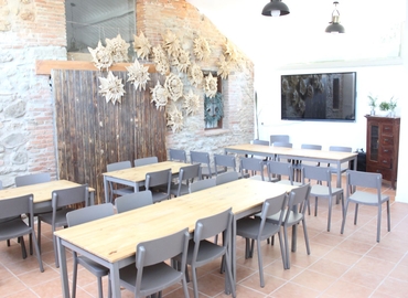 Reserve sala de reuniones en Vallés Occidental , Carrer Estrella 44 - 5 | MatchOffice.es
