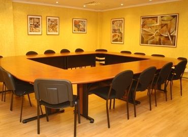 Parque empresarial en alquiler en València 46 m², Avda. Pérez Galdos - 1 | MatchOffice.es