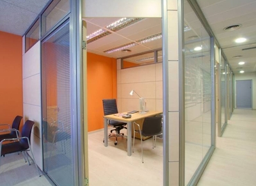 Alquile oficinas de coworking en Barcelona 15 m², General Álvarez de Castro  8 - 0 | MatchOffice.es
