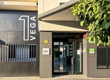  Conference hall in Seville, Calle Almutamid 6 (41900) - 10 | MatchOffice