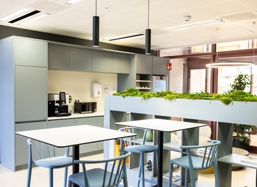  Conference room in Madrid Ciudad Lineal, Calle de Juan Ignacio Luca de Tena (28027) - 9 | MatchOffice