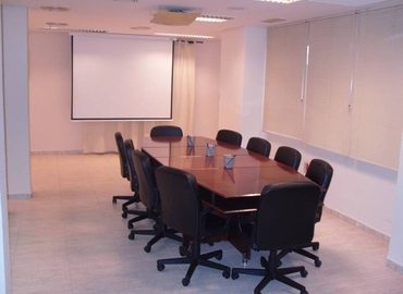 Centros de oficinas en alquiler en Jerez de la Frontera 25 m², C/ Santa Maria 17 - 1 | MatchOffice.es