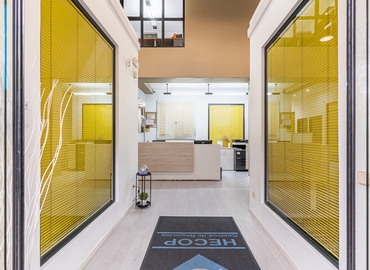 Observe oficinas de coworking en Madrid Centro 44 m², Calle López de Aranda 35 - 12 | MatchOffice.es