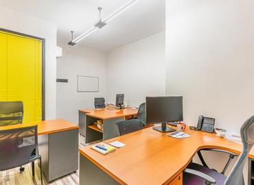 Observe oficinas de coworking en Madrid Centro 44 m², Calle López de Aranda 35 - 15 | MatchOffice