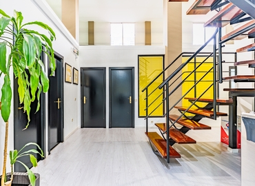 Observe oficinas compartidas en Madrid Centro 44 m², Calle López de Aranda 35 - 13 | MatchOffice