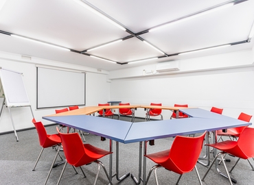 Meeting room Calle López de Aranda 35 28027 Madrid Centro