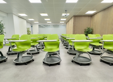 Centros de negocio disponible para alquilar en Madrid Centro 4000 m², Plaza de Carlos Trías Bertrán 4 - 12 | MatchOffice.es